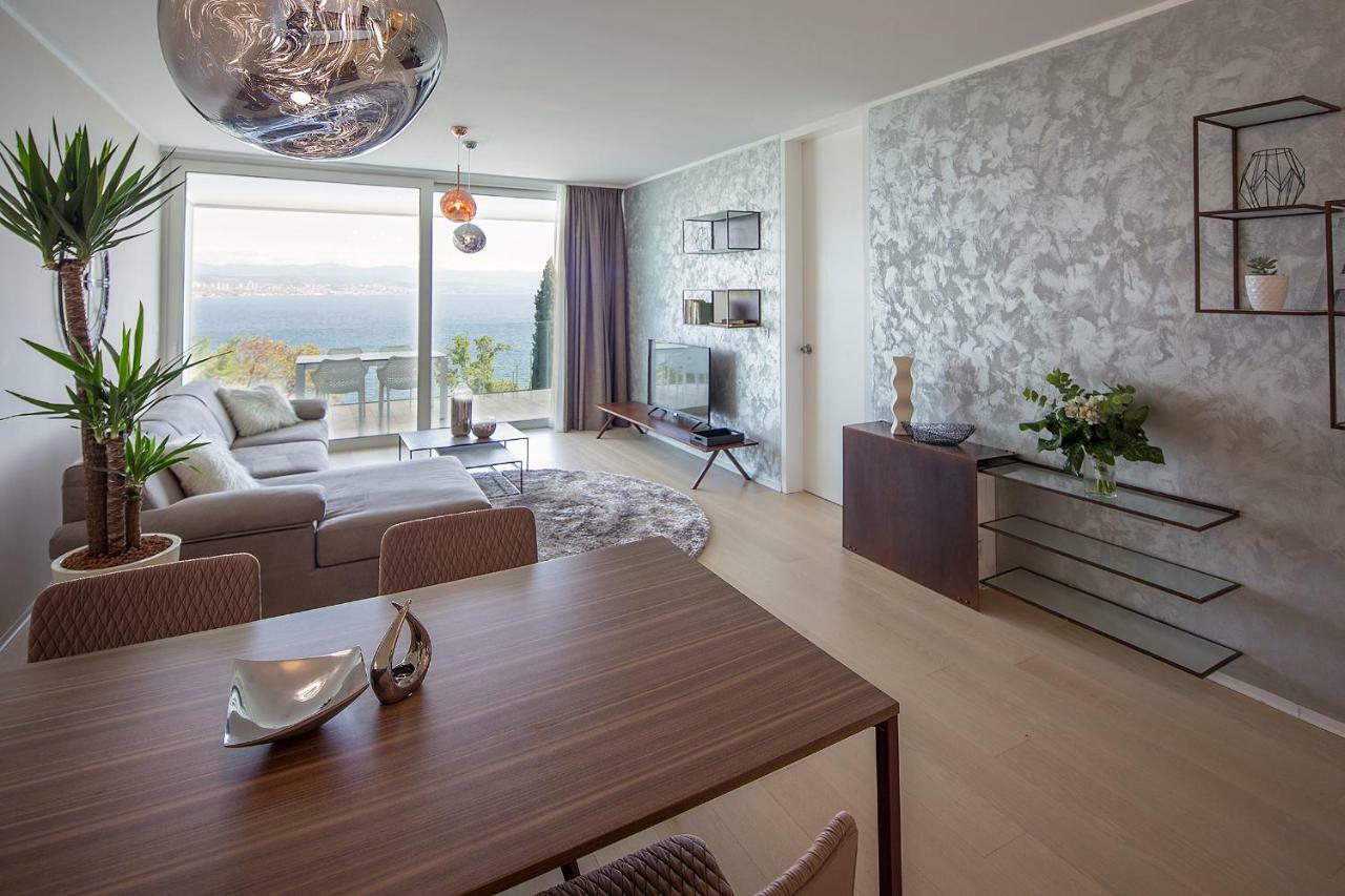 Opatija Deluxe Apartment With Swimming Pool エクステリア 写真