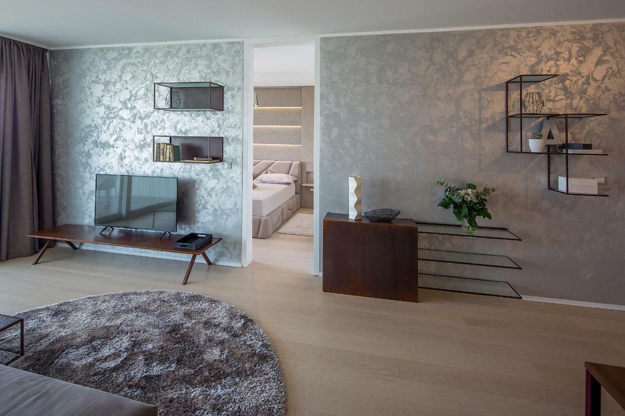 Opatija Deluxe Apartment With Swimming Pool エクステリア 写真