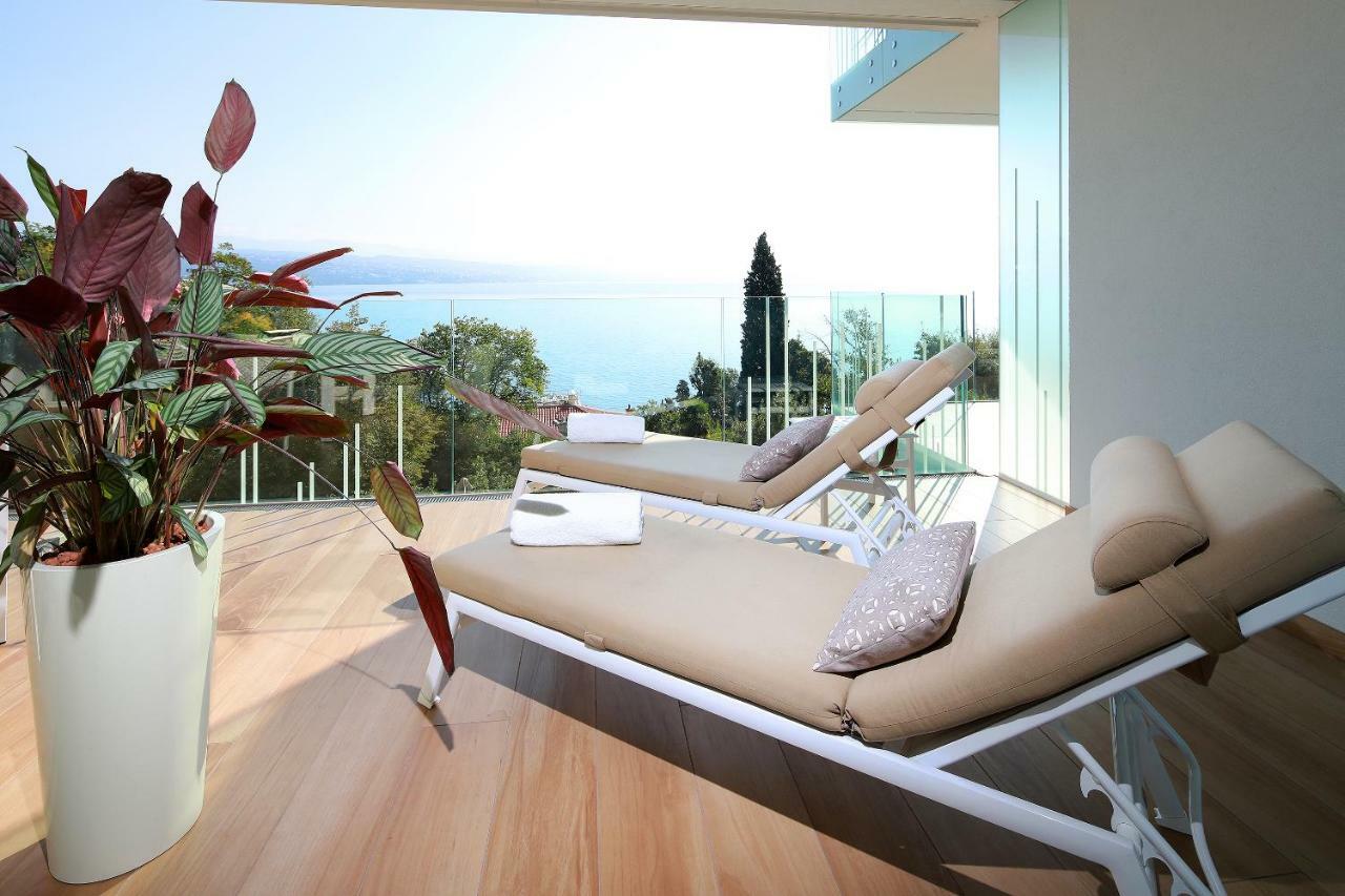 Opatija Deluxe Apartment With Swimming Pool エクステリア 写真