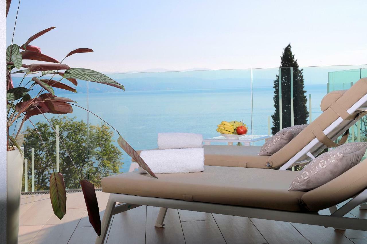 Opatija Deluxe Apartment With Swimming Pool エクステリア 写真