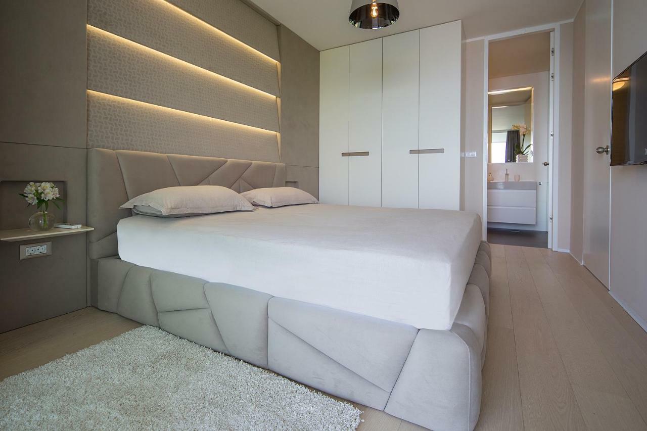 Opatija Deluxe Apartment With Swimming Pool エクステリア 写真