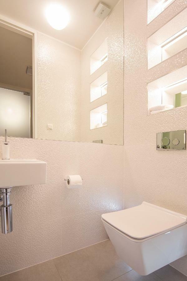 Opatija Deluxe Apartment With Swimming Pool エクステリア 写真