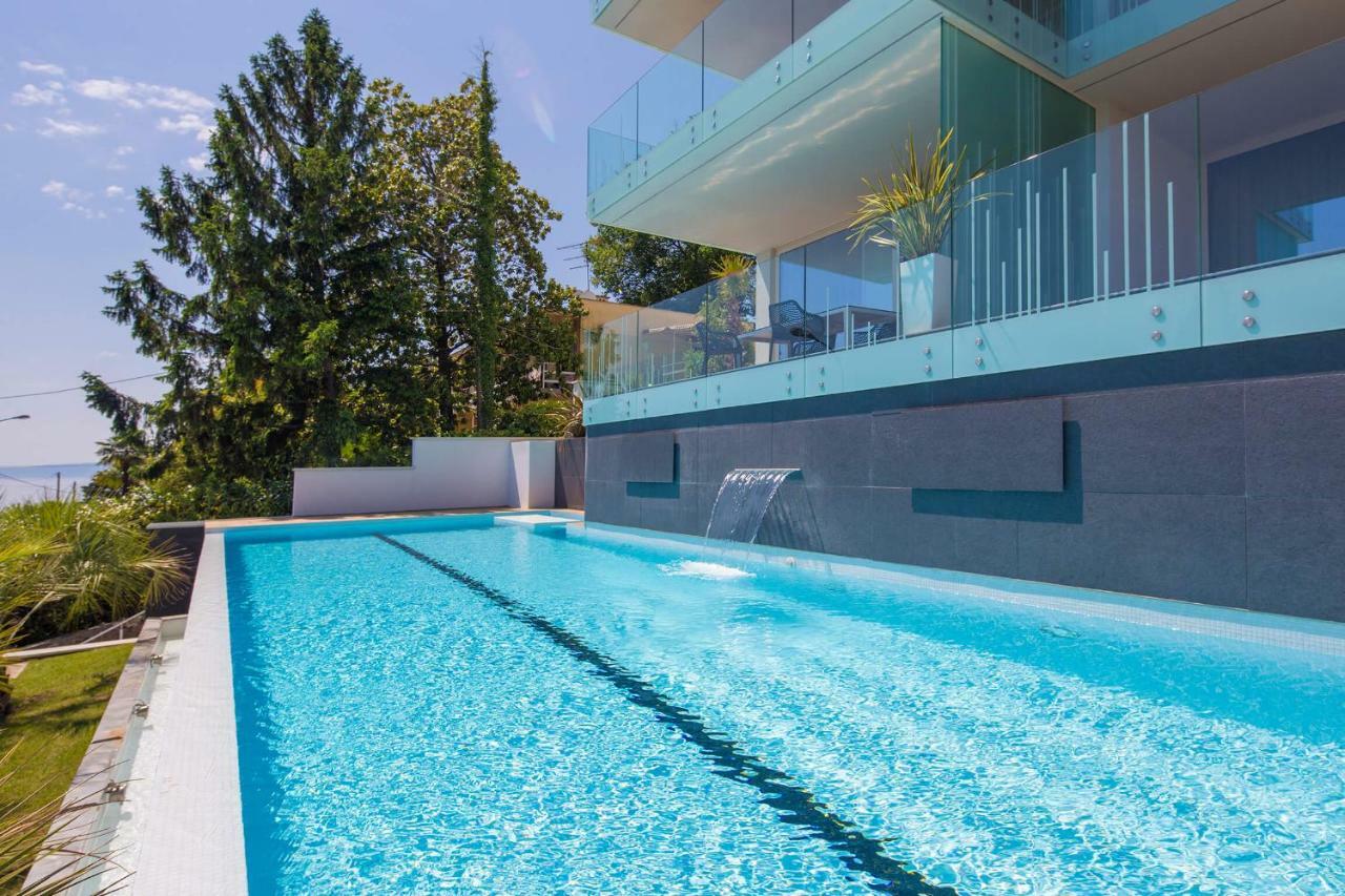 Opatija Deluxe Apartment With Swimming Pool エクステリア 写真