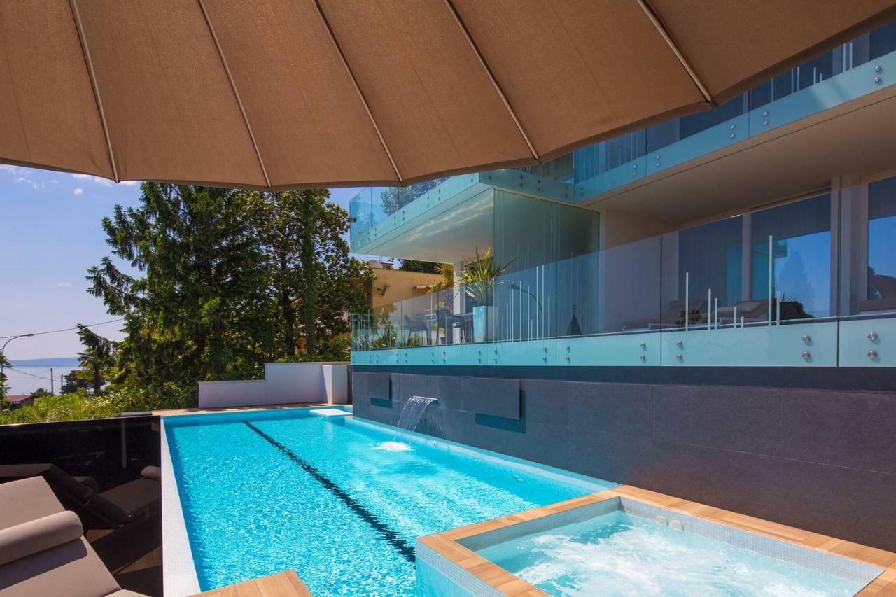 Opatija Deluxe Apartment With Swimming Pool エクステリア 写真