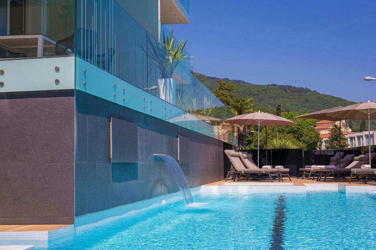 Opatija Deluxe Apartment With Swimming Pool エクステリア 写真